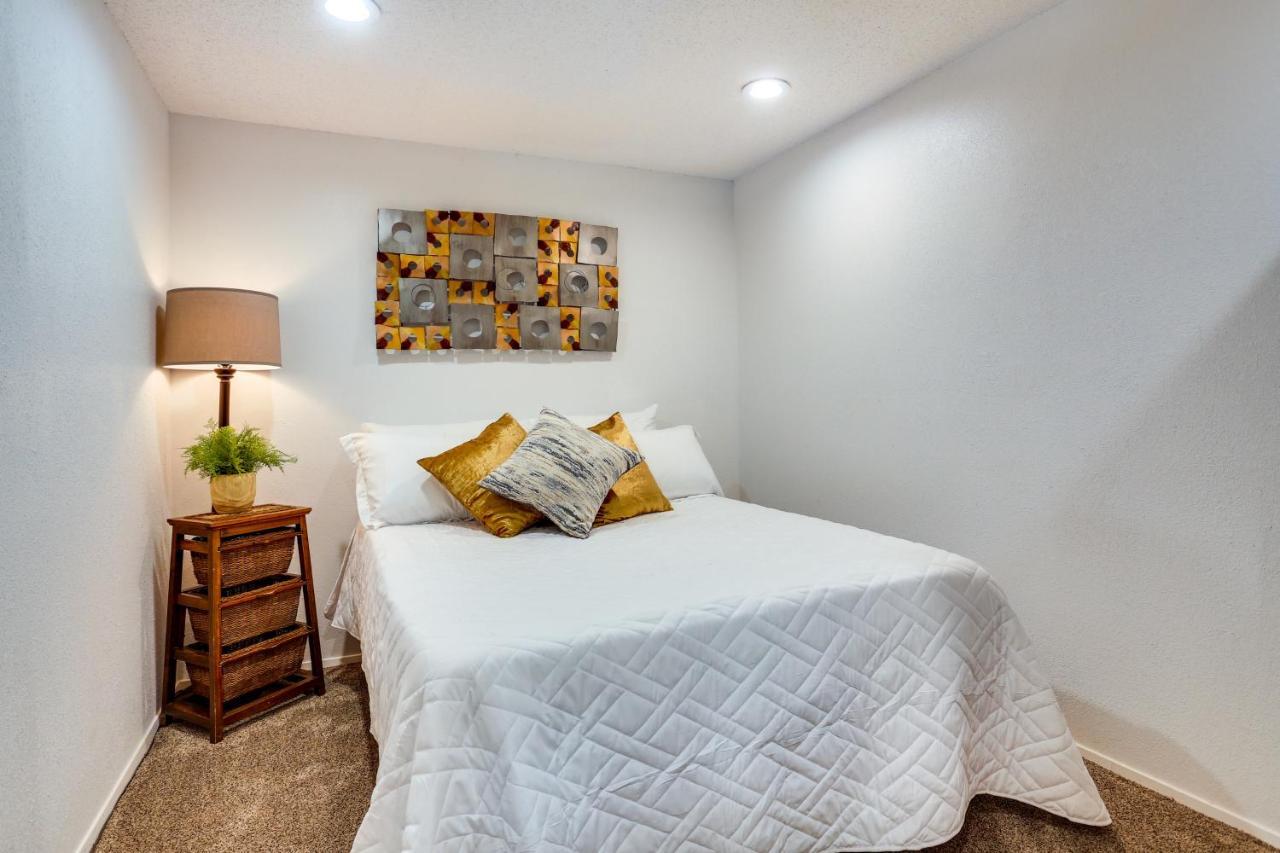 Rapid City Apartment With Mountain Views! Luaran gambar